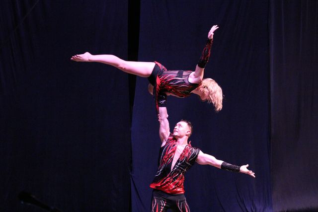 Acrobatics — photo 1
