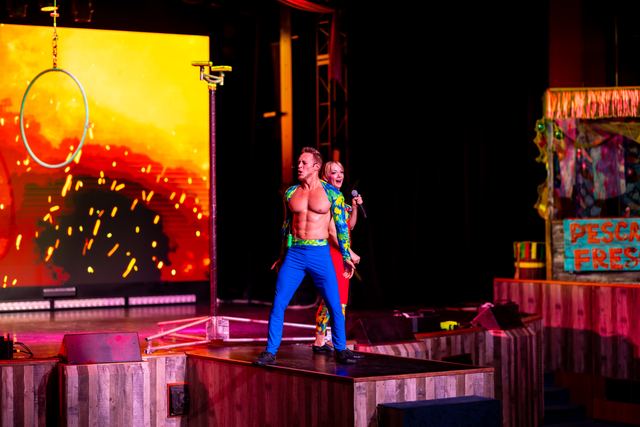 Full Stage Shows — photo 3