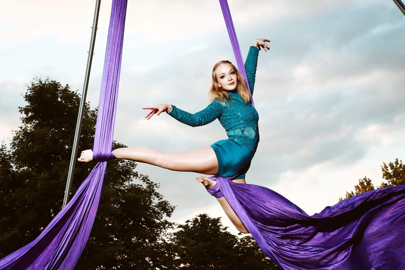 Aerial Silks performance