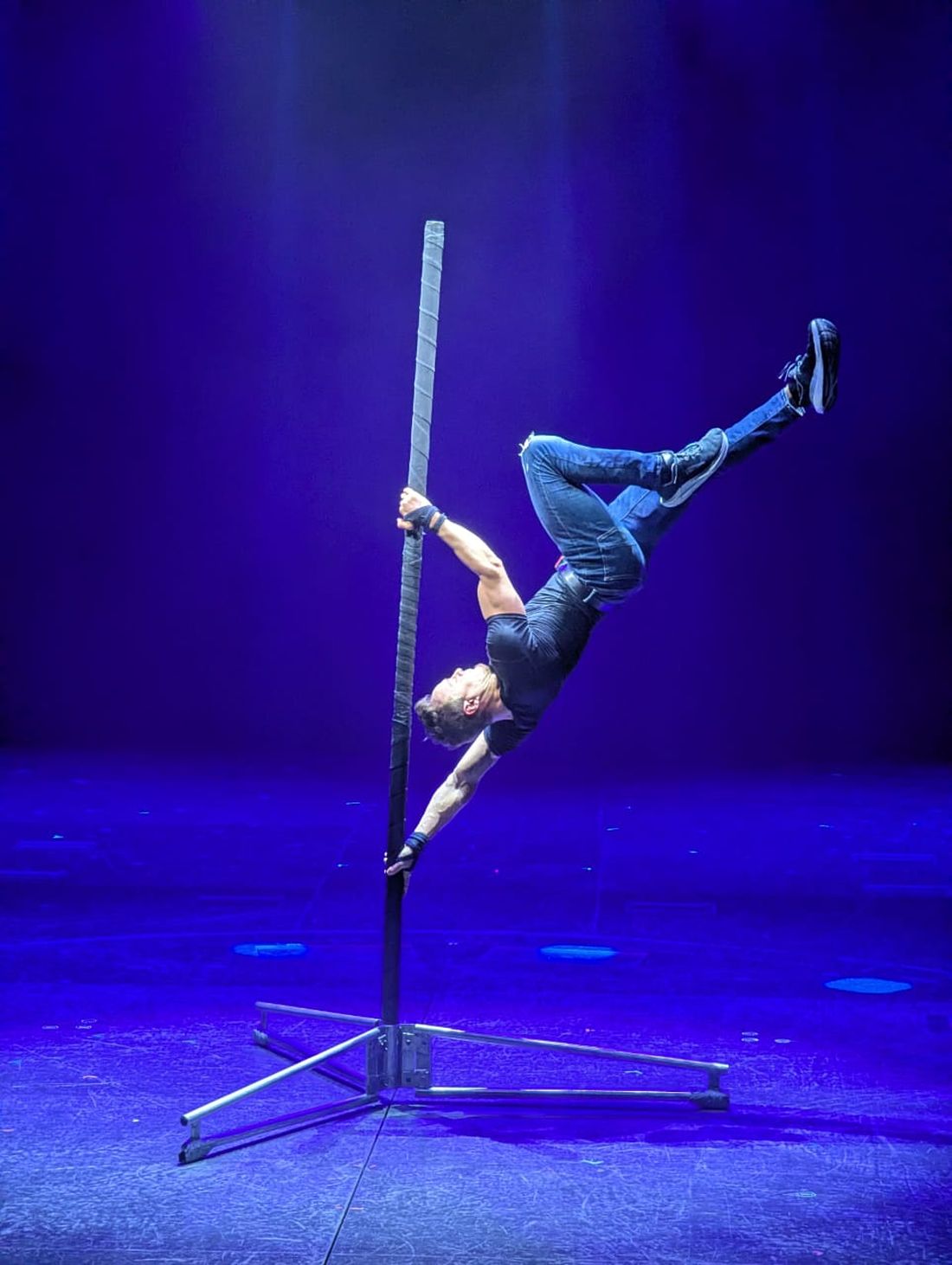 Chinese Pole performance